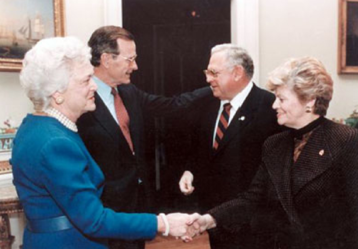Dave Thomas meets President Bush
